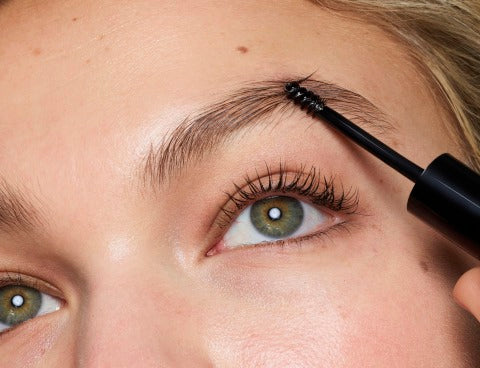 El Gel Voluminizador de Cejas Easy Breezy - Deep de Covergirl